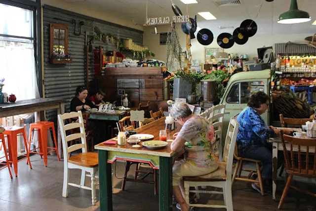 Cafe by Farmer and Sun