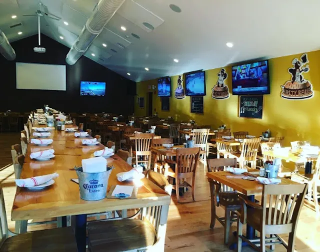 The Thirsty Beaver Hometown Pub & Grub