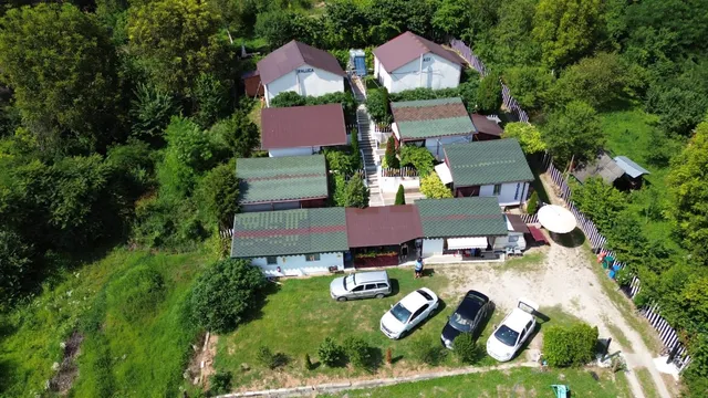 Cazare Adi & Raluca Ocnele Mari