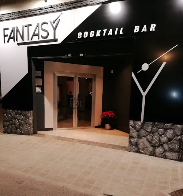 Cocktail Bar Fantasy