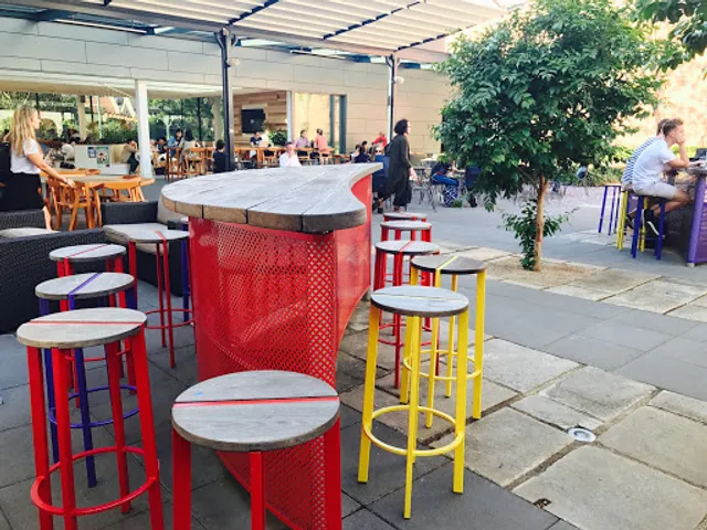 Courtyard Restaurant & Bar