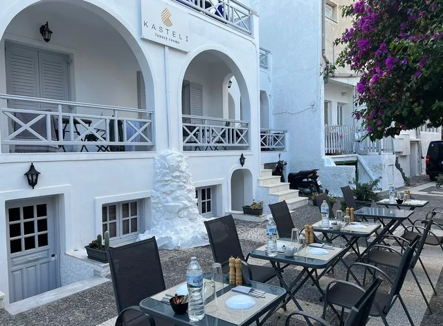 Kasteli luxury rooms