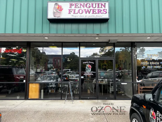 Penguin Flowers - Florist & Flower Delivery