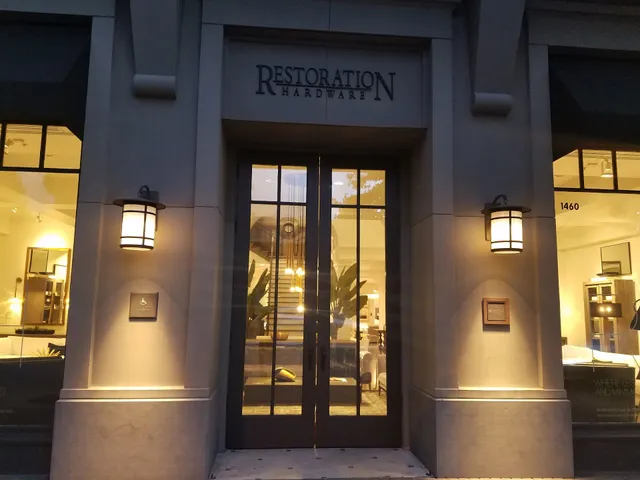 RH Walnut Creek | The Gallery at Broadway Pointe