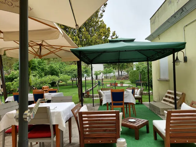 Ristorante Vineria Bar Caraceni