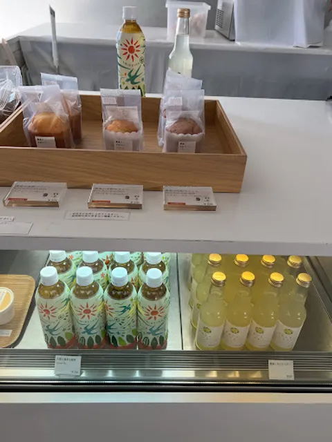 豊島美術館カフェ&ショップ