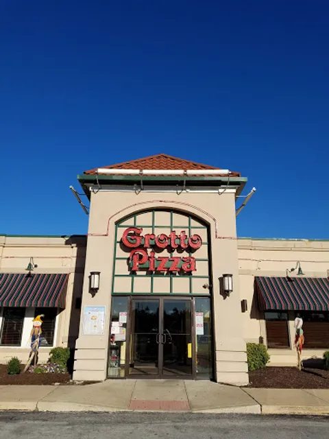 Grotto Pizza
