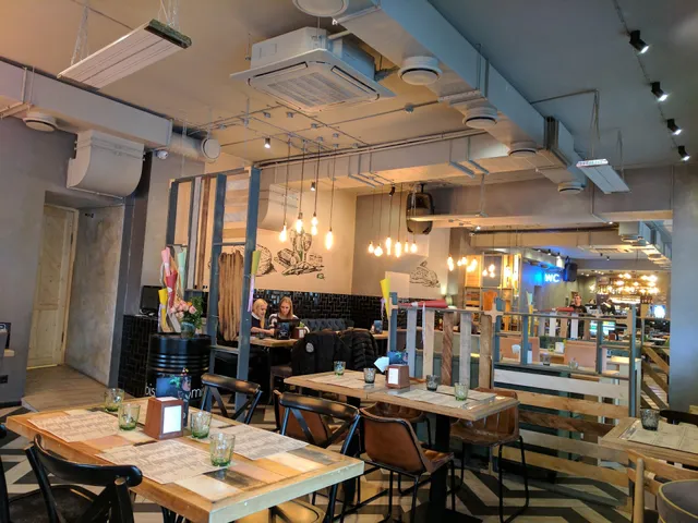 Restaurant "Bistronomika"