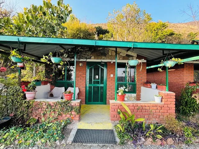 Room On The Roof, Viraatkhai-16 Kms from Chakrata, By Himalayan Eco Lodges