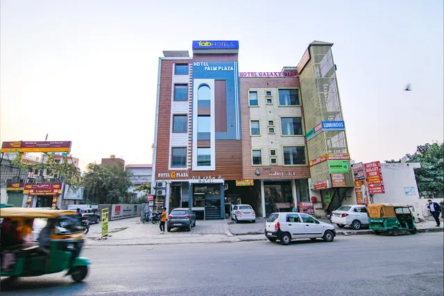 FabHotel Palm Plaza - Hotel in Utrathiya, Zirakpur