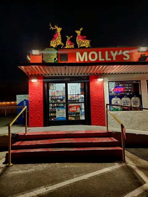 Molly's Gourmet Market & Deli