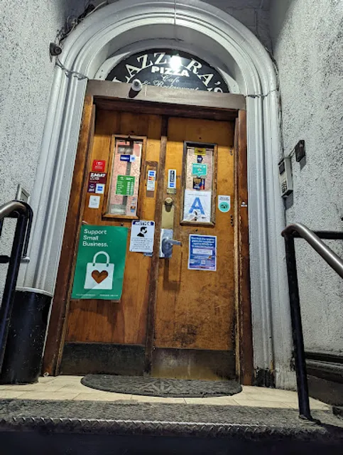 Lazzara's Pizza Cafe