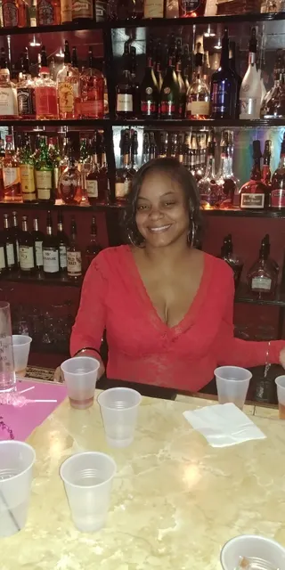 Luby Vann Jam Lounge