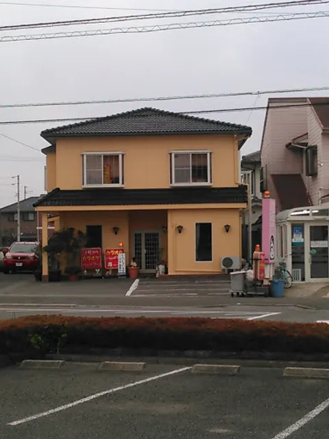 カラオケ喫茶 露花