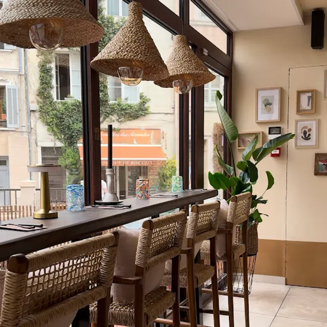 La Pagaille Restaurant, Lounge & Cocktail