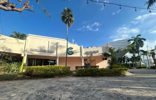 Hotel Capsulas Cancun (Green Caps)