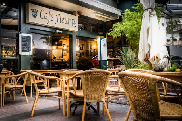 Cafe fleur