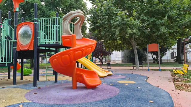 Vil·la Amparo Park