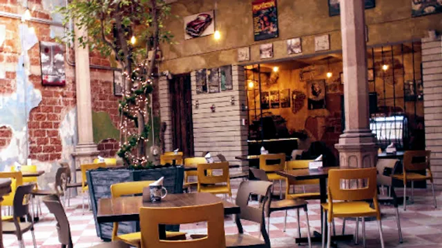 Cuatro22 Cafetería & Gourmeteria