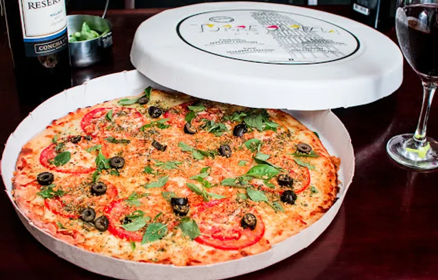 Torre Di Pizza - Camboinhas