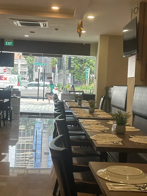 Tandoori Khazana Restaurant