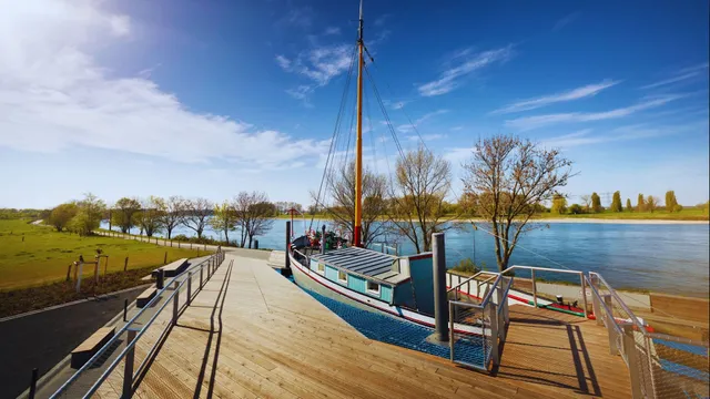 Holiday Inn Express & Suites Monheim am Rhein by IHG