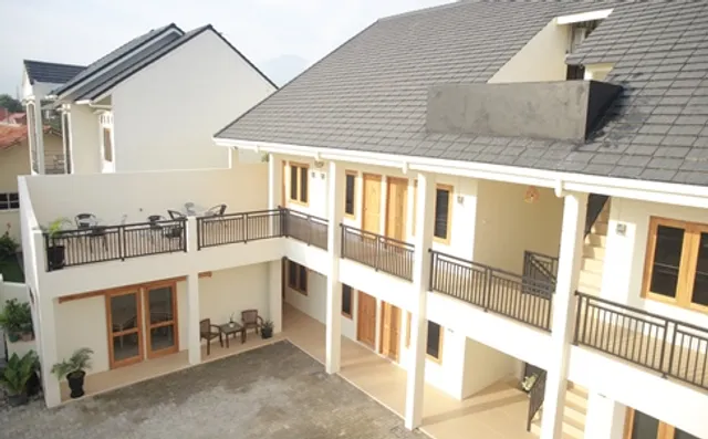 Bima Royale- BEWARE OF SCAMMERS, book only through