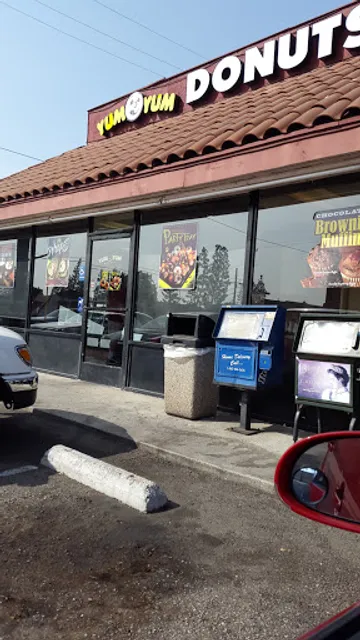 Yum Yum Donuts