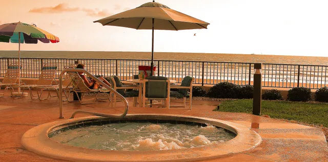 Tropic Shores Resort