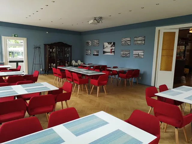 Gaststätte "Zum Bootshaus"