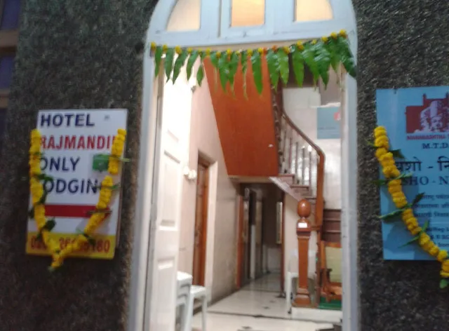 Hotel Rajmandir