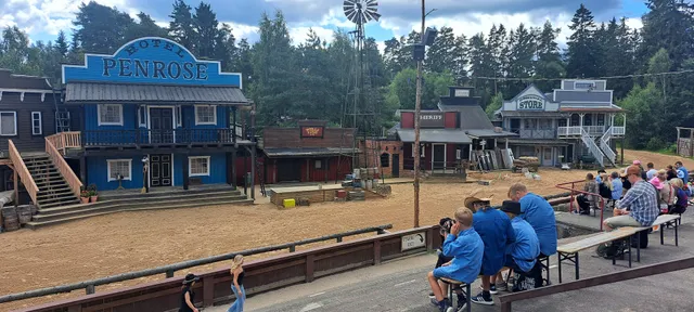 High Chaparral Cabins