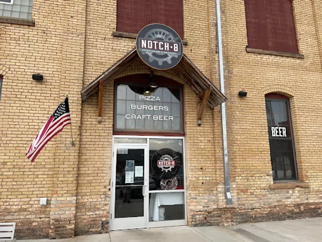 Notch 8 Restaurant & Catering