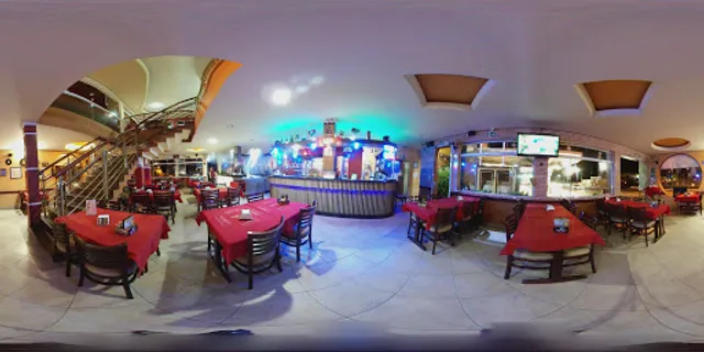 Zucatus Restaurante Choperia Pizzaria