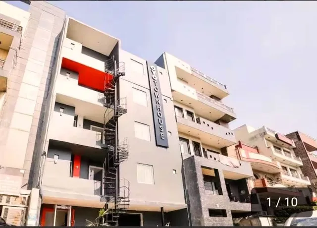 FabHotel The Chaitanyas - Hotel in Rohini, New Delhi