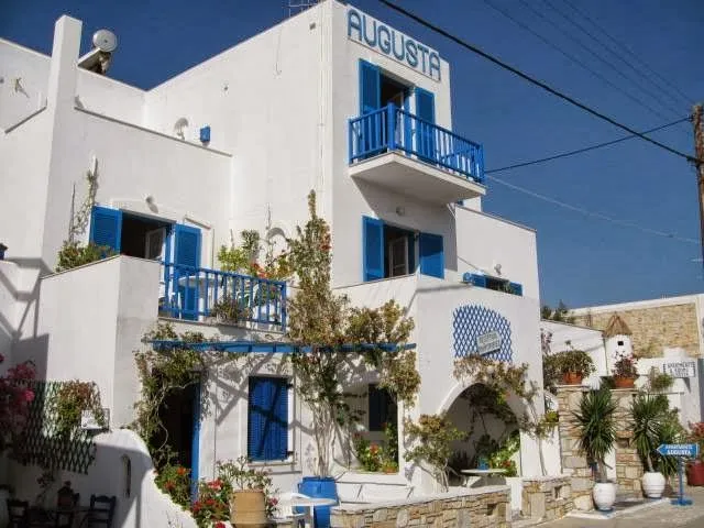 Augusta Studios & Apartments