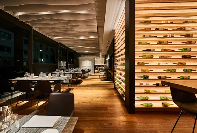 restaurant maximilian lorenz