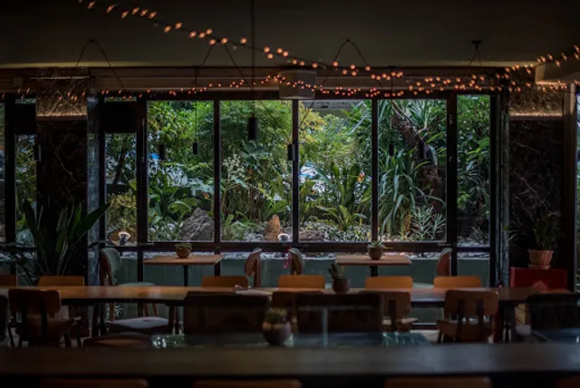 Zak Contemporary Bistrot