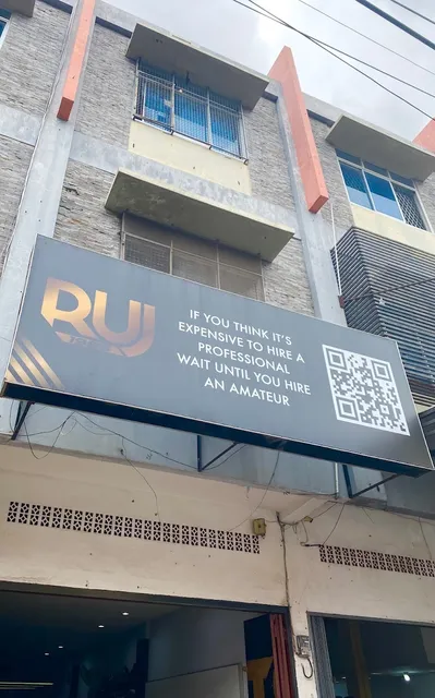 OYO 3390 Apartment Grand Kamala Lagoon Avenue