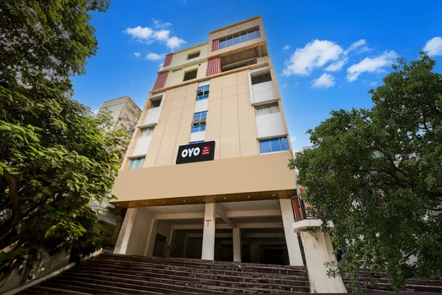 Hotel O Royal Stay Luxury Rooms