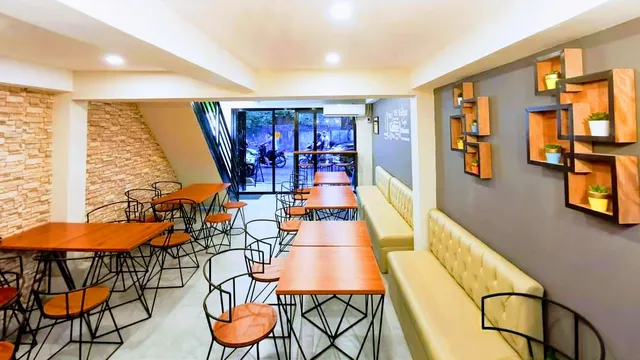 Oli's SelfieTea and Coffee