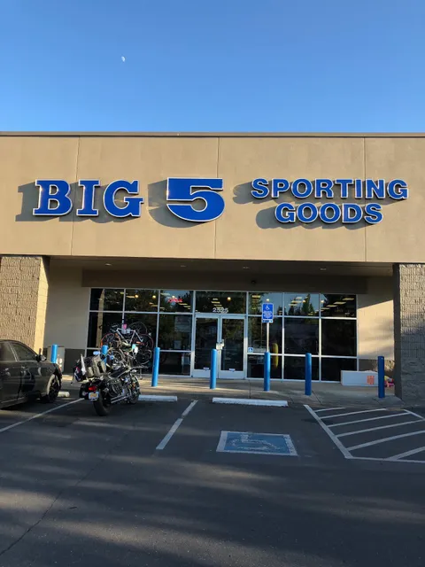 Big 5 Sporting Goods