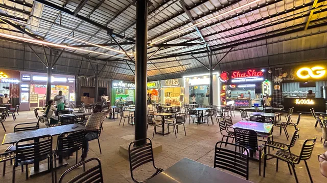 UNOS Food Market/Drive-in