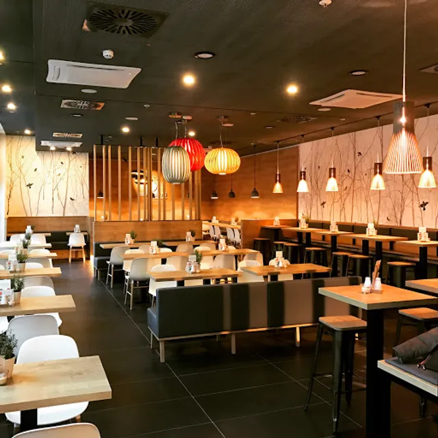 dean&david | Bowls, Salate, Curries & Snacks in Frankfurt am Main, Mainzer Landstraße