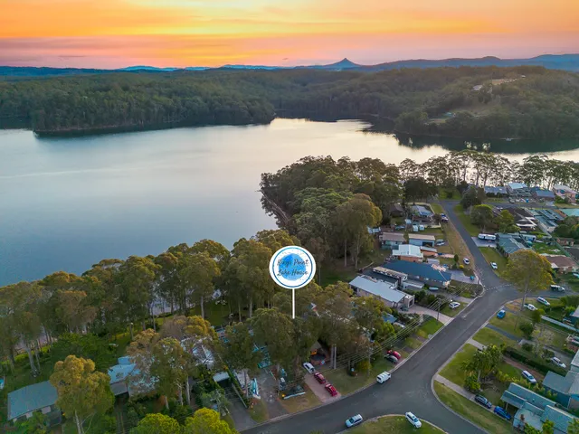 Kings Point Lake House