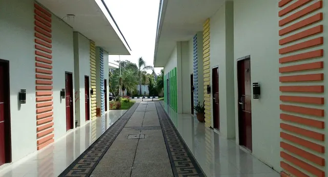 Golden Harvest Hotel