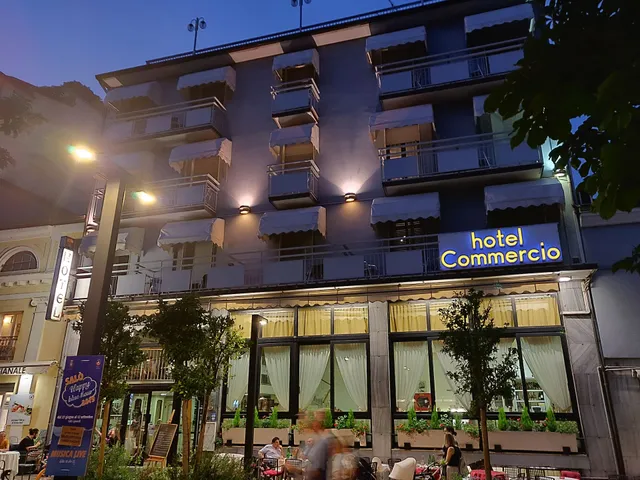 Hotel Ristorante Commercio Lago di Garda