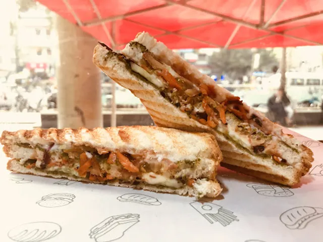 GRILLED 69, the burger cafe