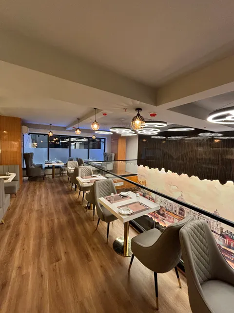 Cosy Locus Cafe and Multicuisine Restaurant