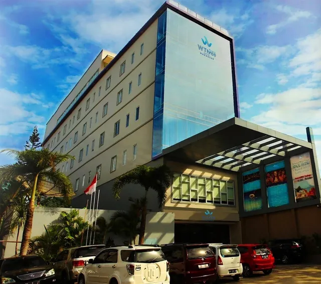 W Three Premier Hotel Makassar By Swan Hospitality.